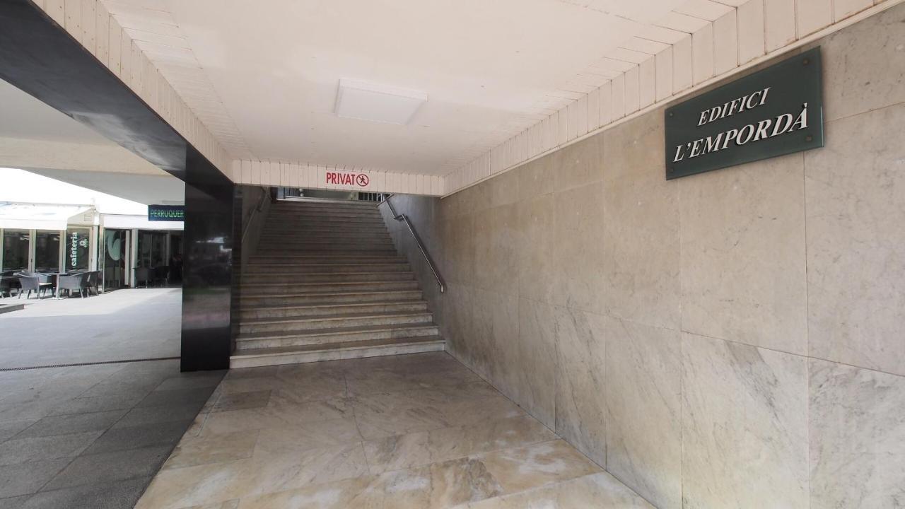 Seafront Apartment In פלאמוס מראה חיצוני תמונה