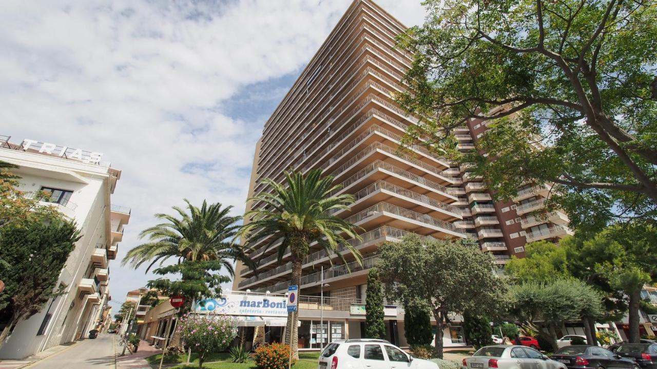 Seafront Apartment In פלאמוס מראה חיצוני תמונה